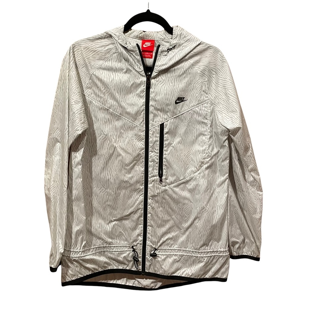 EUC Nike Womens Sportswear Lightweight Woven Pattern Jacket Medium